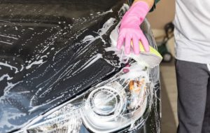 車のフロアマットをガソリンスタンドで洗う方法は 自分でも洗える これちょっと気になる